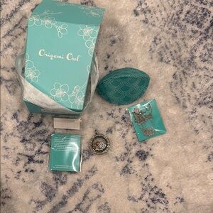 Origami Owl Silver Locket Necklace